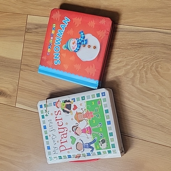 *3/$15* Baby Books 📚  Snowman & 1st Prayers - Picture 1 of 3